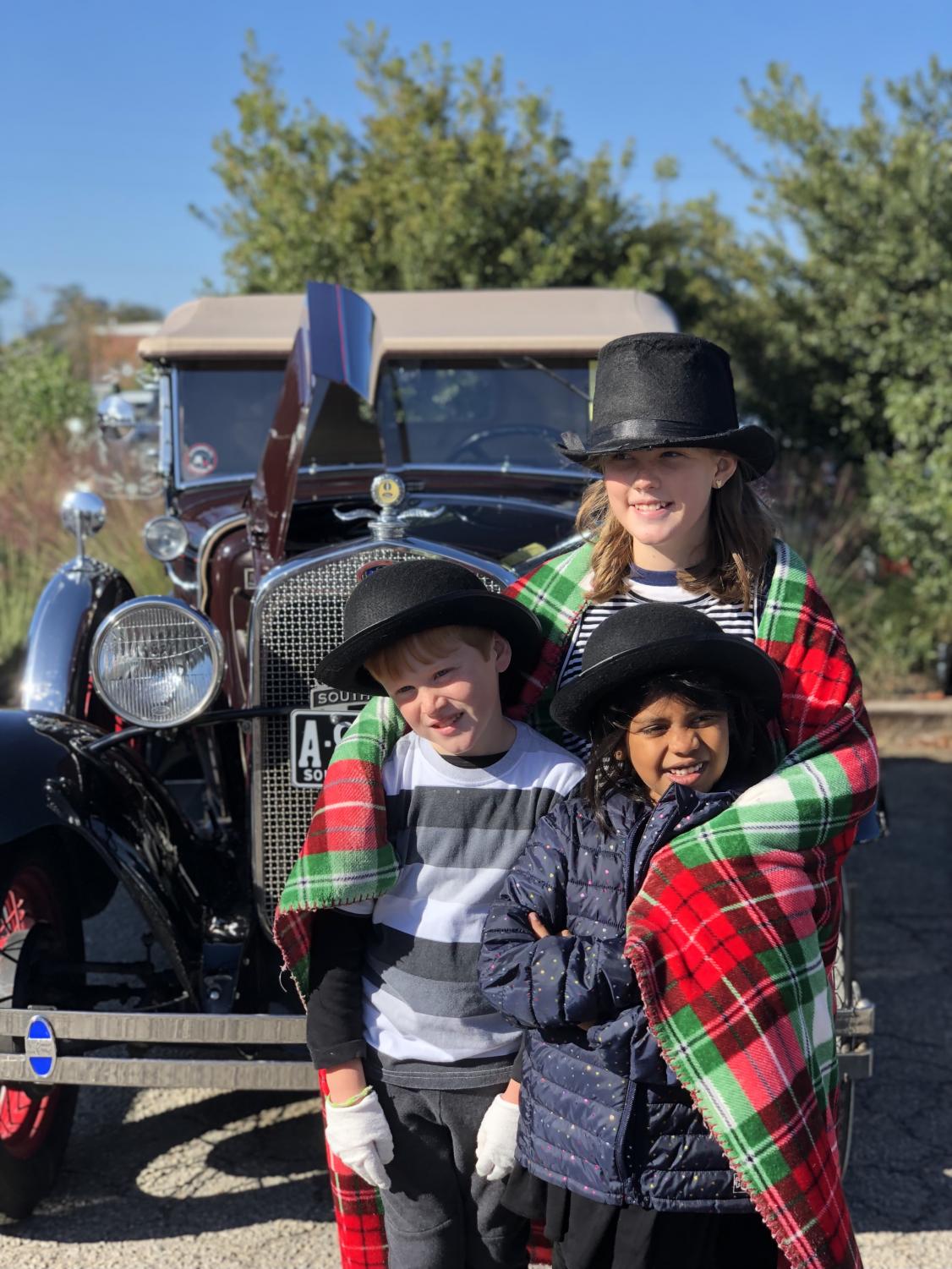 Preparing for the Charleston Christmas Parade! A Backpack Journalist